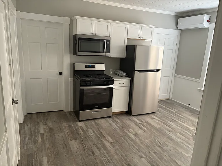 128 Dartmouth St #1 — Photo 1