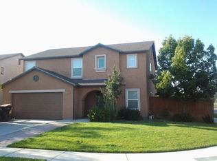 2206 Dandelion Ave, Tulare, CA 93274