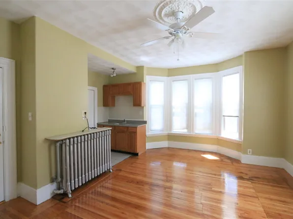 64 Vinal Ave, Somerville, MA 02143