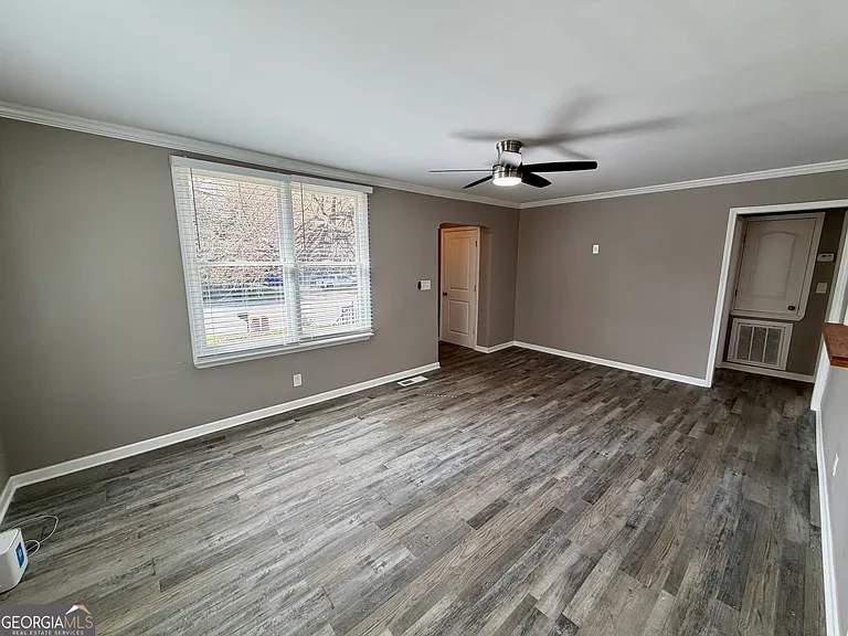 2912 Glenwood Ave SE — Photo 5