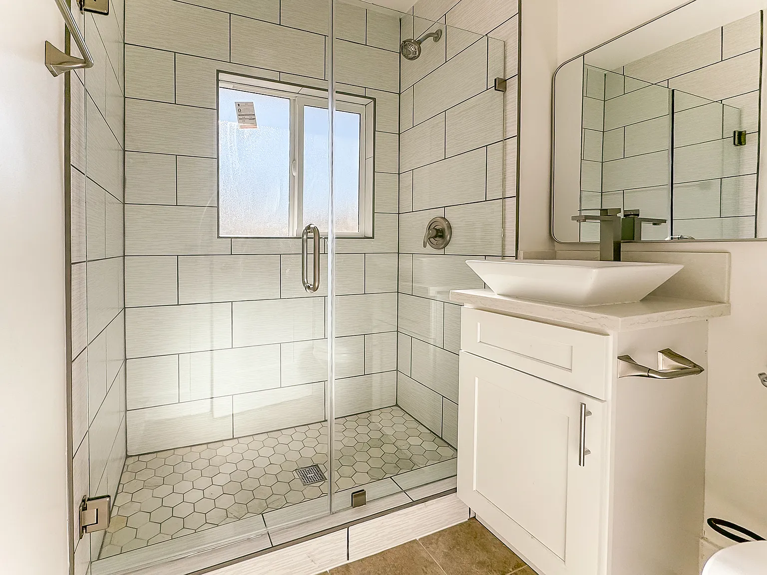 1 bed, 750 sqft, $2,450 — Photo 3