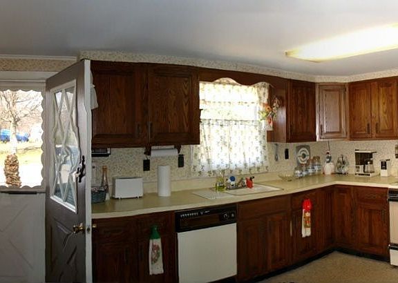 Partial View of Eat-In Kitchen