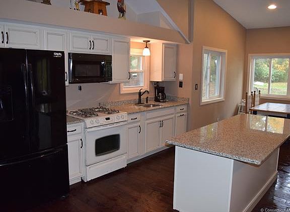 GREAT ROOM / LR / KITCHEN I...