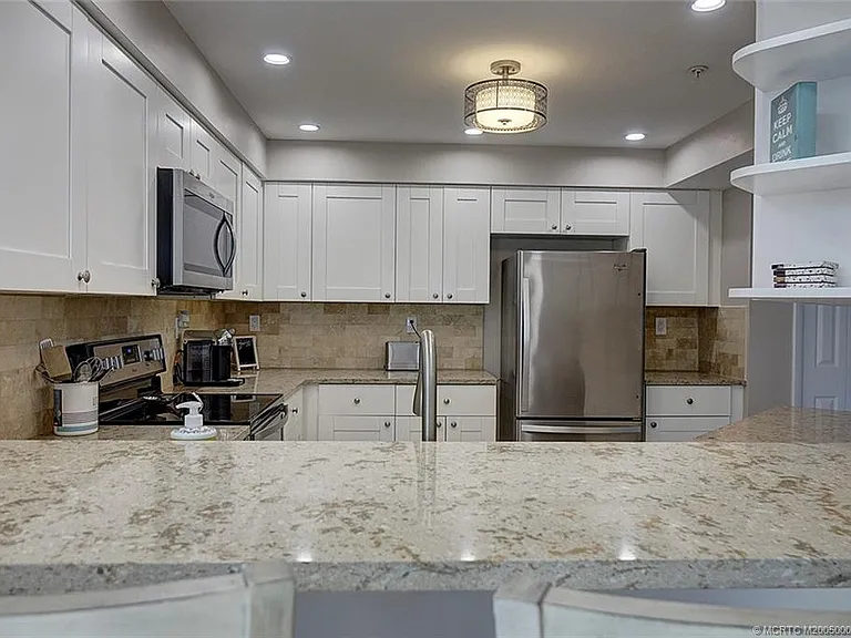 3880 N Highway A1A #905 — Photo 16