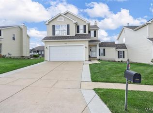 206 Colonial Xing, Wentzville, MO 63385
