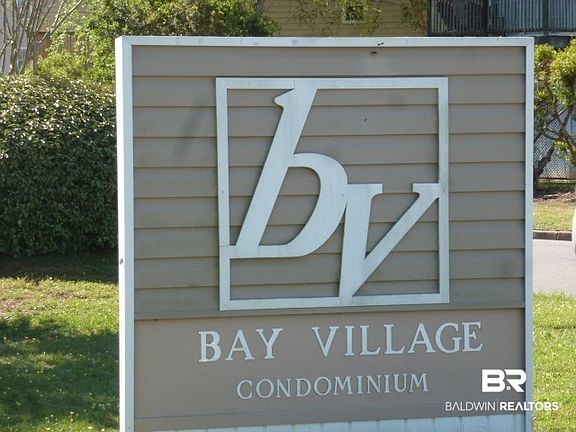 3rd image of 6 Yacht Club Dr APT 119-F