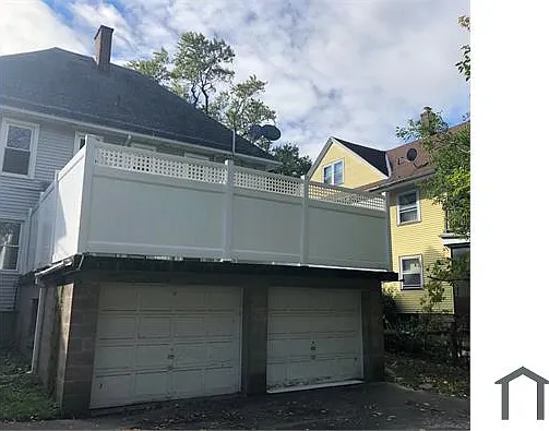 3 bed, 2300 sqft, $1,700 — Photo 3