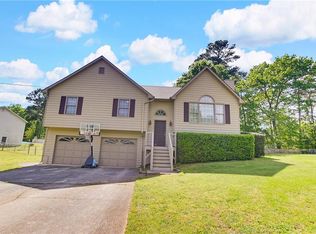 381 Stewart Dr, Dallas, GA 30132
