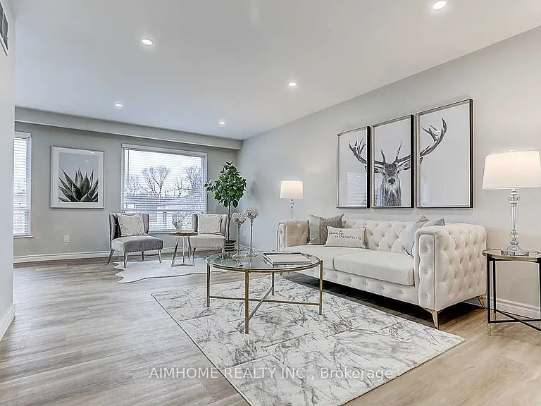 199 Edmonton Dr — Photo 1