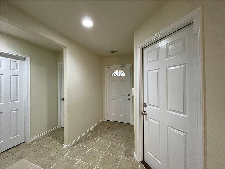 5811 La Crema — Photo 11