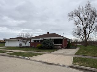 29855 Tamarack Ct, Flat Rock, MI