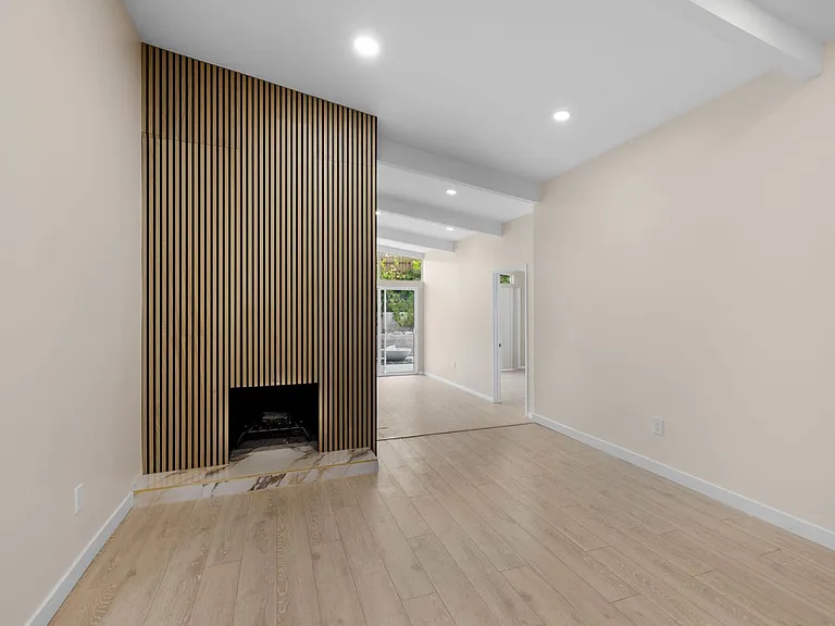 5410 Baja Dr — Photo 6