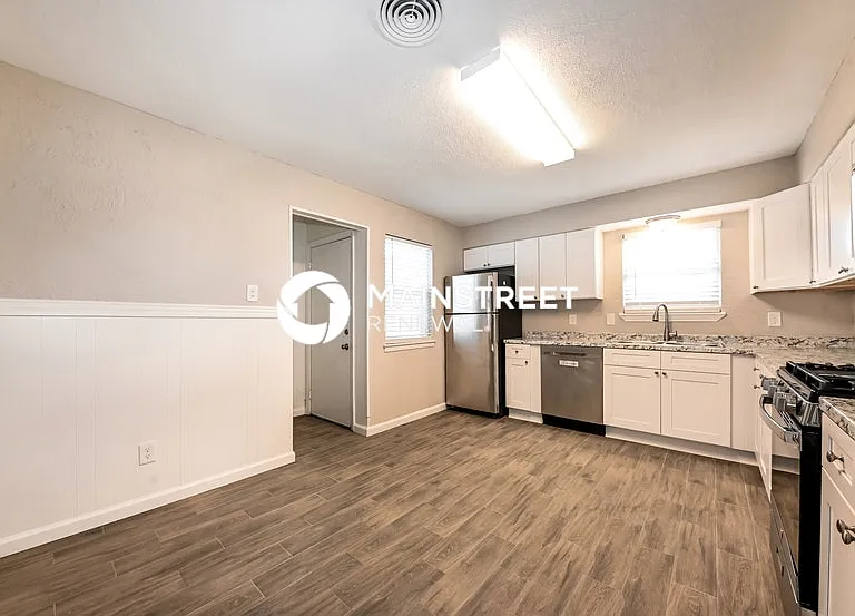 503 Darlene Ln — Photo 5