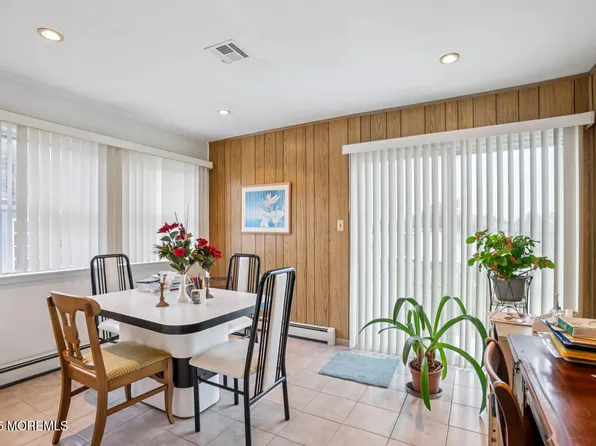 18 San Salvador Street, Toms River, NJ 08757