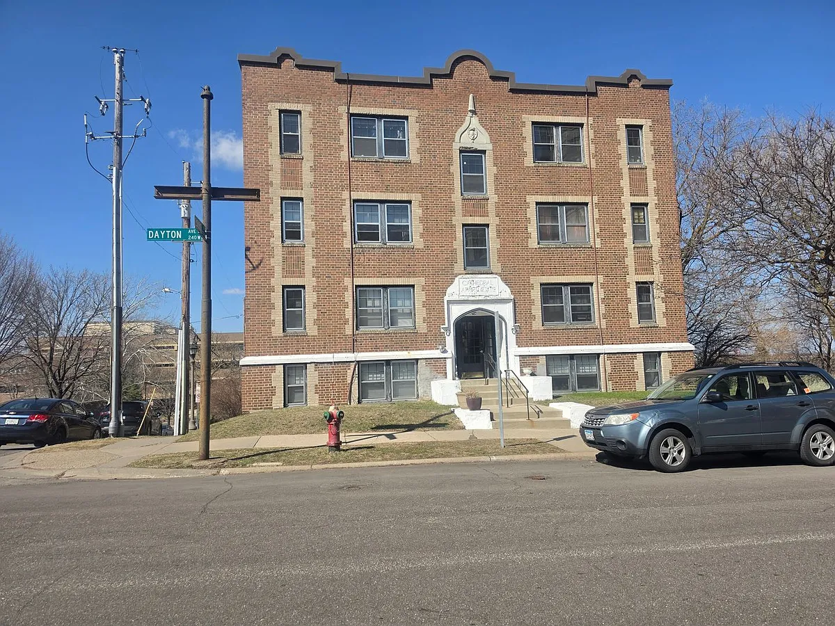 Building Photo - 231 Dayton Ave