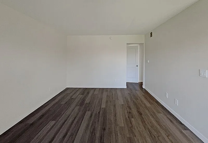 1 bed, 1.0 bath, 620 sqft, $1,800 — Photo 4