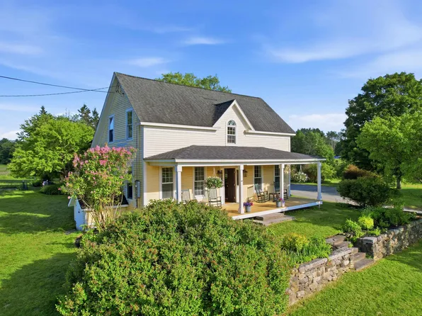 884 Darling Hill Road, Lyndon, VT 05851