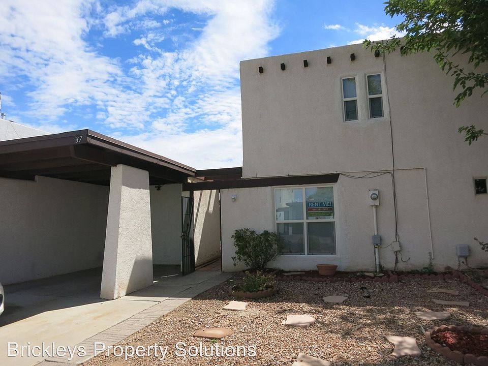1st image of 37 Calle Arroyo Seco NW
