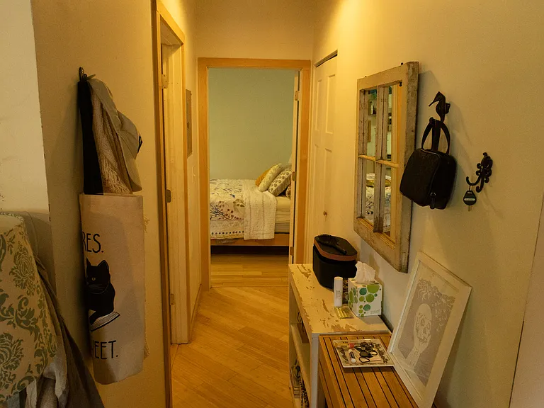 1430 W 29th St #6 — Photo 5