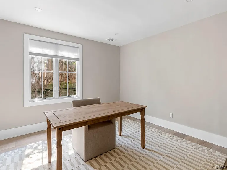 20 Hollywood Pl — Photo 19