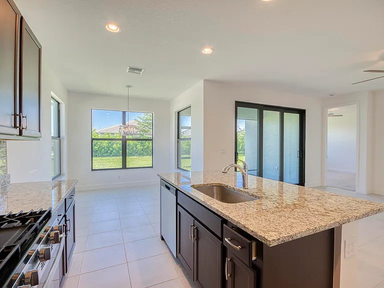 12555 SW Manatee Marsh Ter — Photo 10