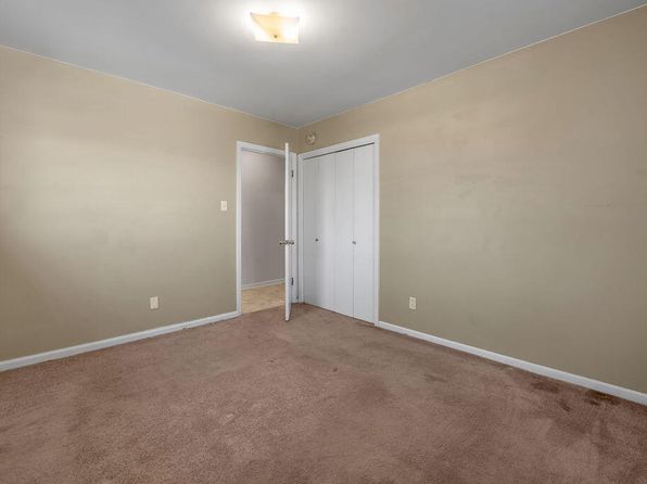 lexington-kentucky-77556065 picture