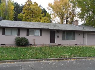 100 Cupp Dr, Central Pt, OR 97502