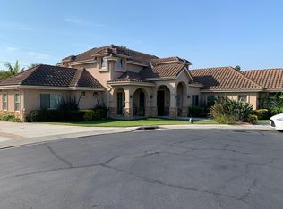 1532 Bluff Pl, Santa Ana, CA 92705