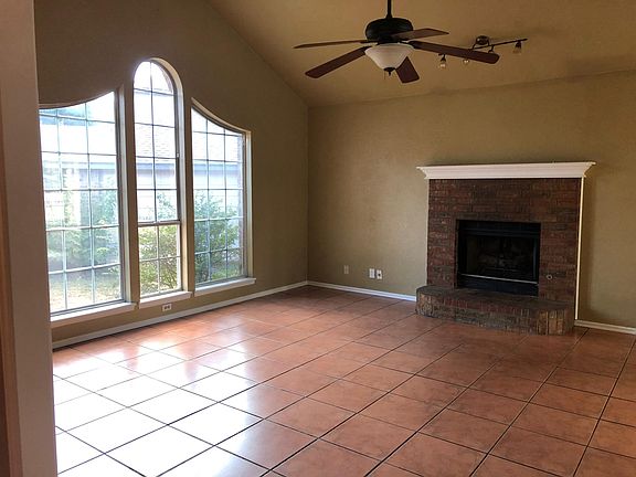 Blue drapes included