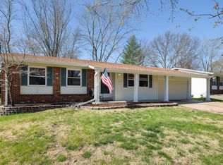 214 Bitterwood Dr, Ballwin, MO