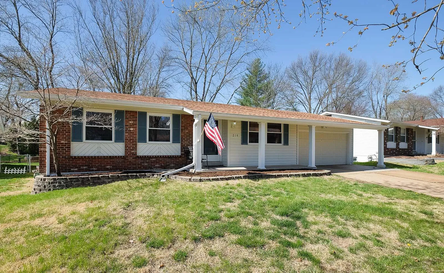 214 Bitterwood Dr photo 1