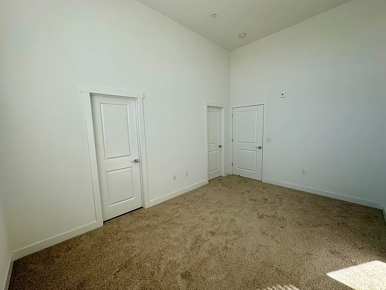 597 Somi Ct — Photo 12