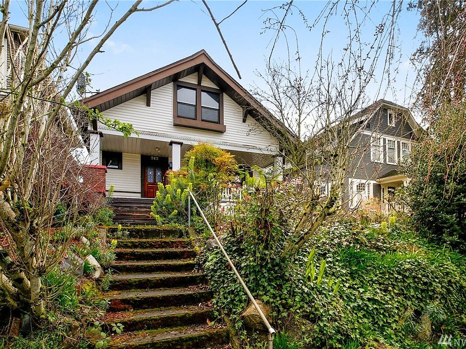 2nd image of 616 21st Ave E