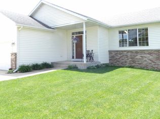 1702 2nd St SW, Austin, MN 55912