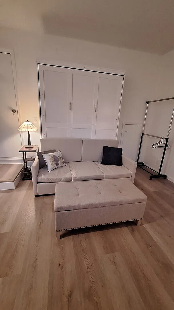 Studio Apartment - Attached — Photo 3