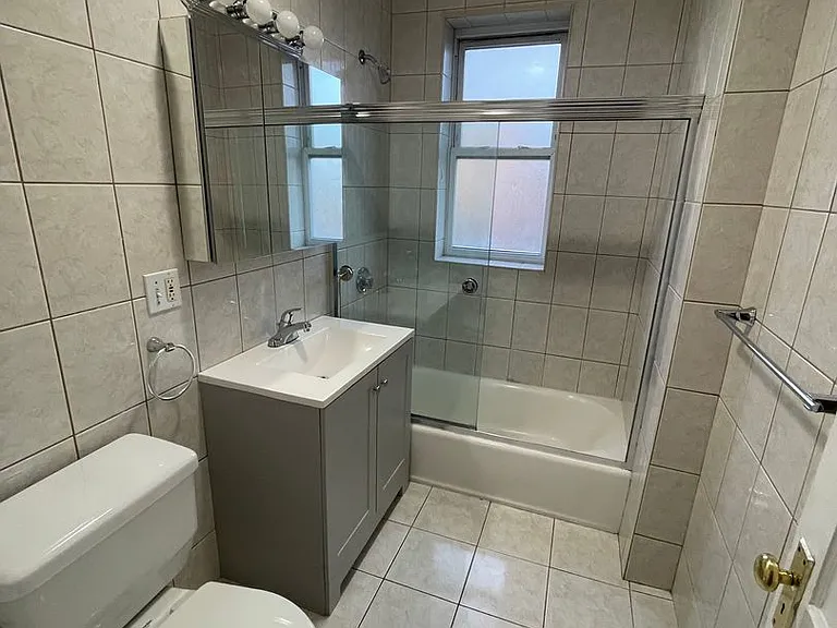 73 Thatcher St #304 — Photo 10