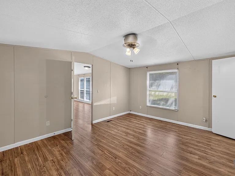 1341 Flying L Ln #10 — Photo 25