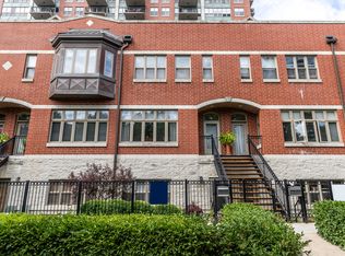 316 E 18th St, Chicago, IL 60616