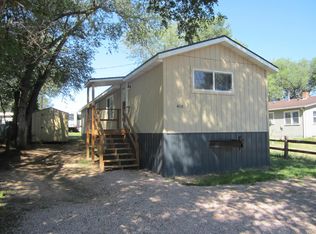 408 S 21st St, Hot Springs, SD 57747