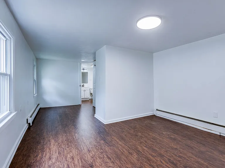 978 Manton Way — Photo 30