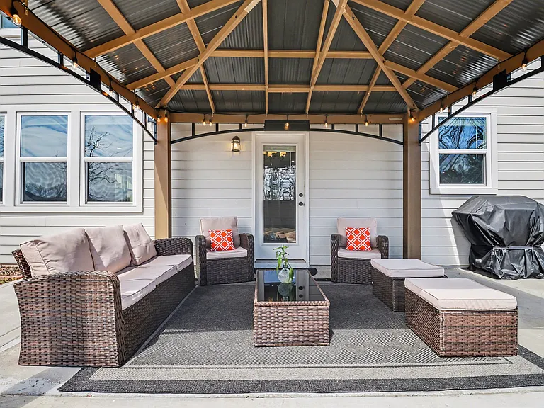 5510 Bower Pl — Photo 39
