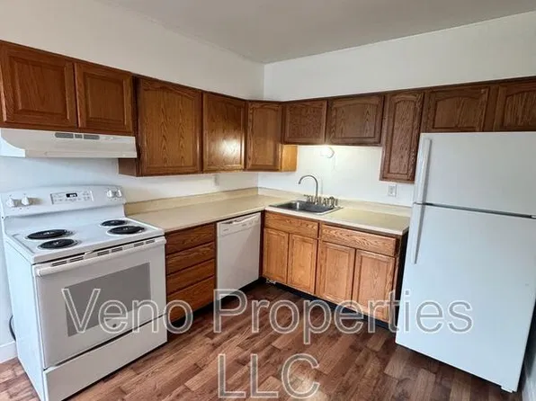 37 Simmons Ave Unit 3C, Cohoes, NY 12047