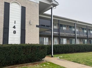148 E Elmwood Ave #213, Clawson, MI