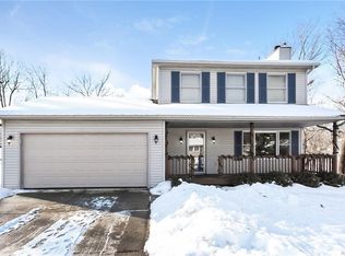 646 Sherry Dr, Lake Orion, MI