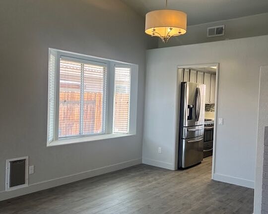 2nd image of 606 Wisteria Ct