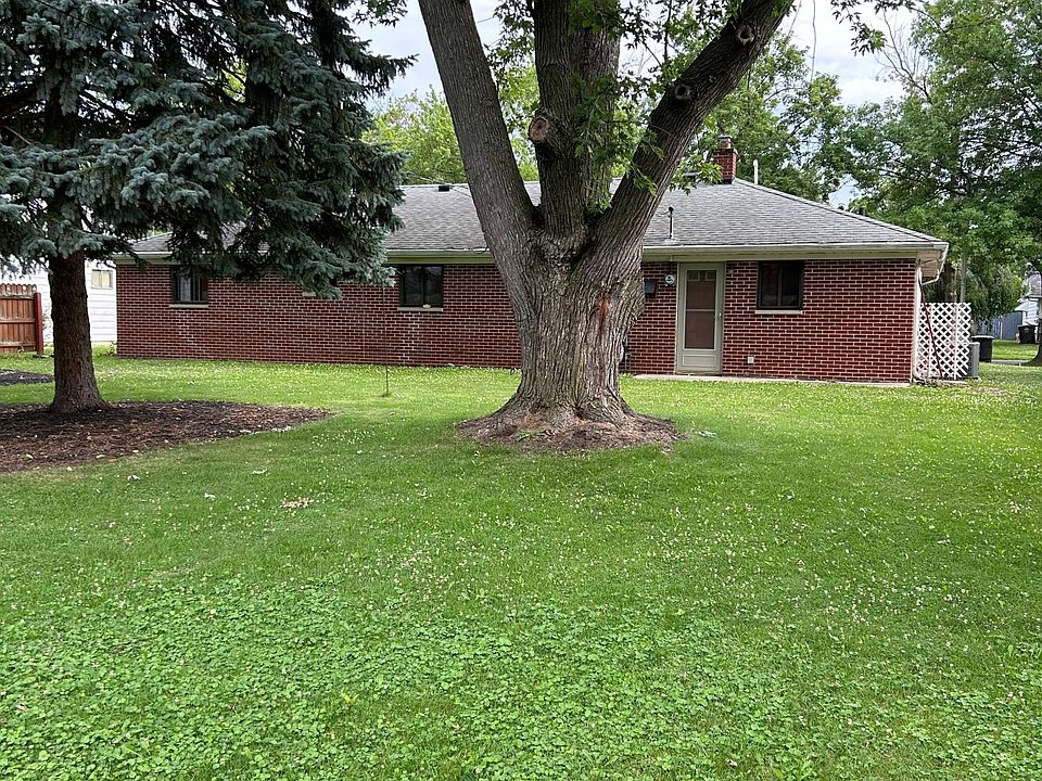 2nd image of 2908 Clara Ave