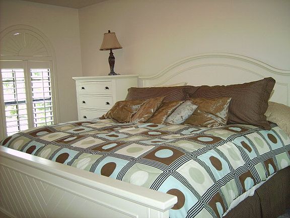 4th image of 704 Tara Dr