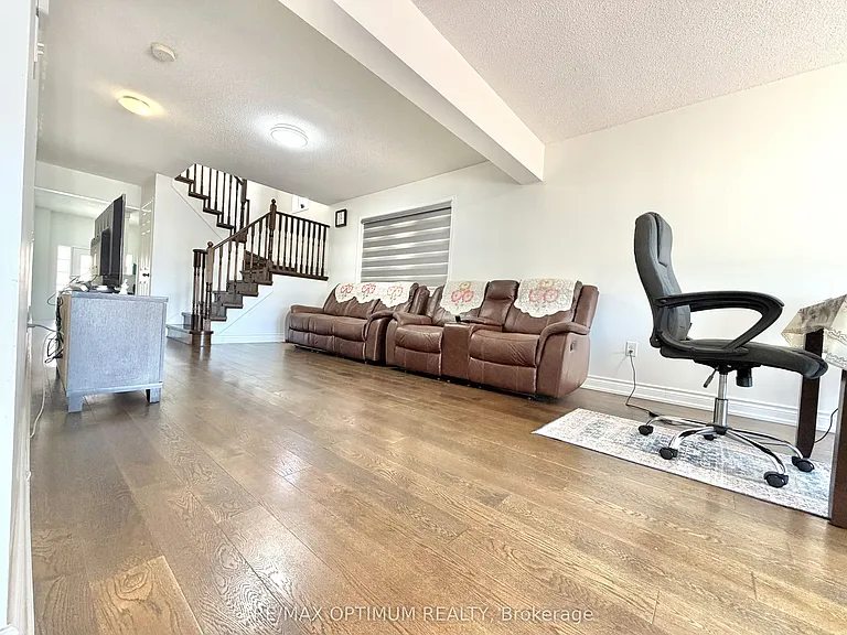 7 Barnham St — Photo 4