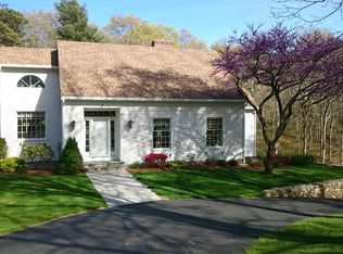 2 Telegraph Hill Rd, Sandwich, MA 02563