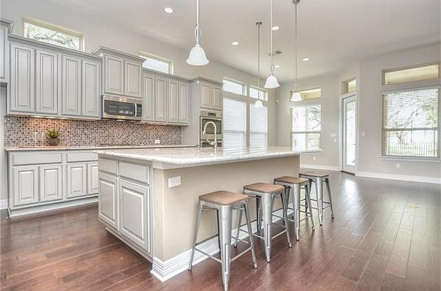 1243 Falling Hills Drive - Beautiful!